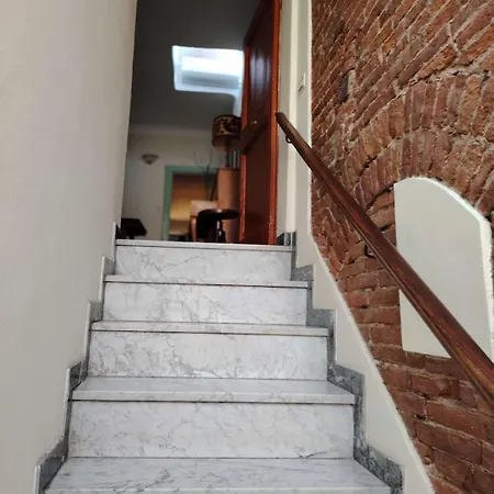 Casa Torre Nel Cuore Di דירה