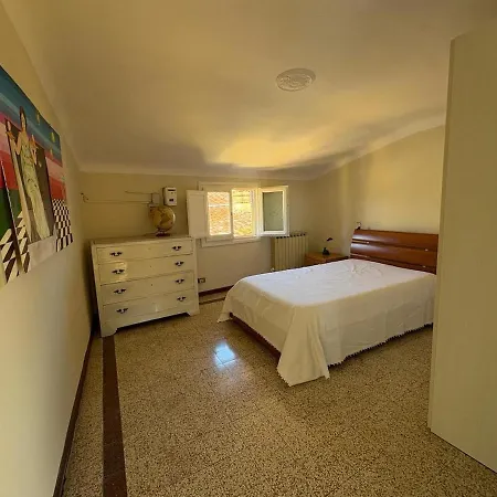 Casa Torre Nel Cuore Di דירה
