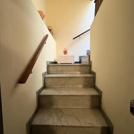 Casa Torre Nel Cuore Di דירה